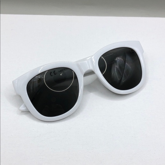 J.crew classic always on trend style sunglasses thick plastic white frame. - Picture 2 of 8